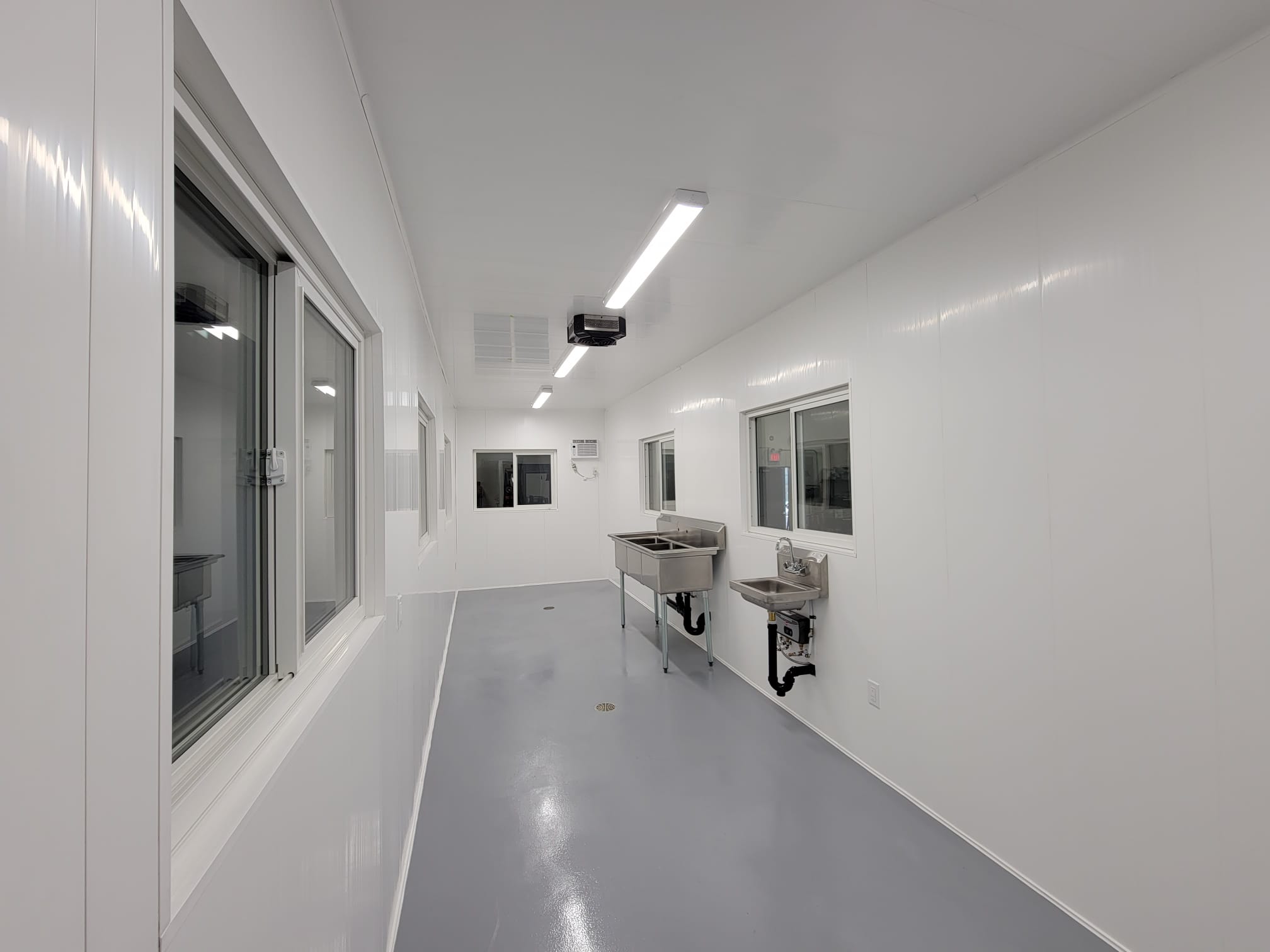 Food Processing Unit With Walk in Cooler - Container Consultants Australia