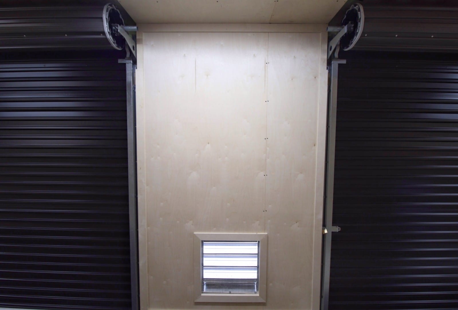 40&prime; Compressor Room - Container Consultants Australia